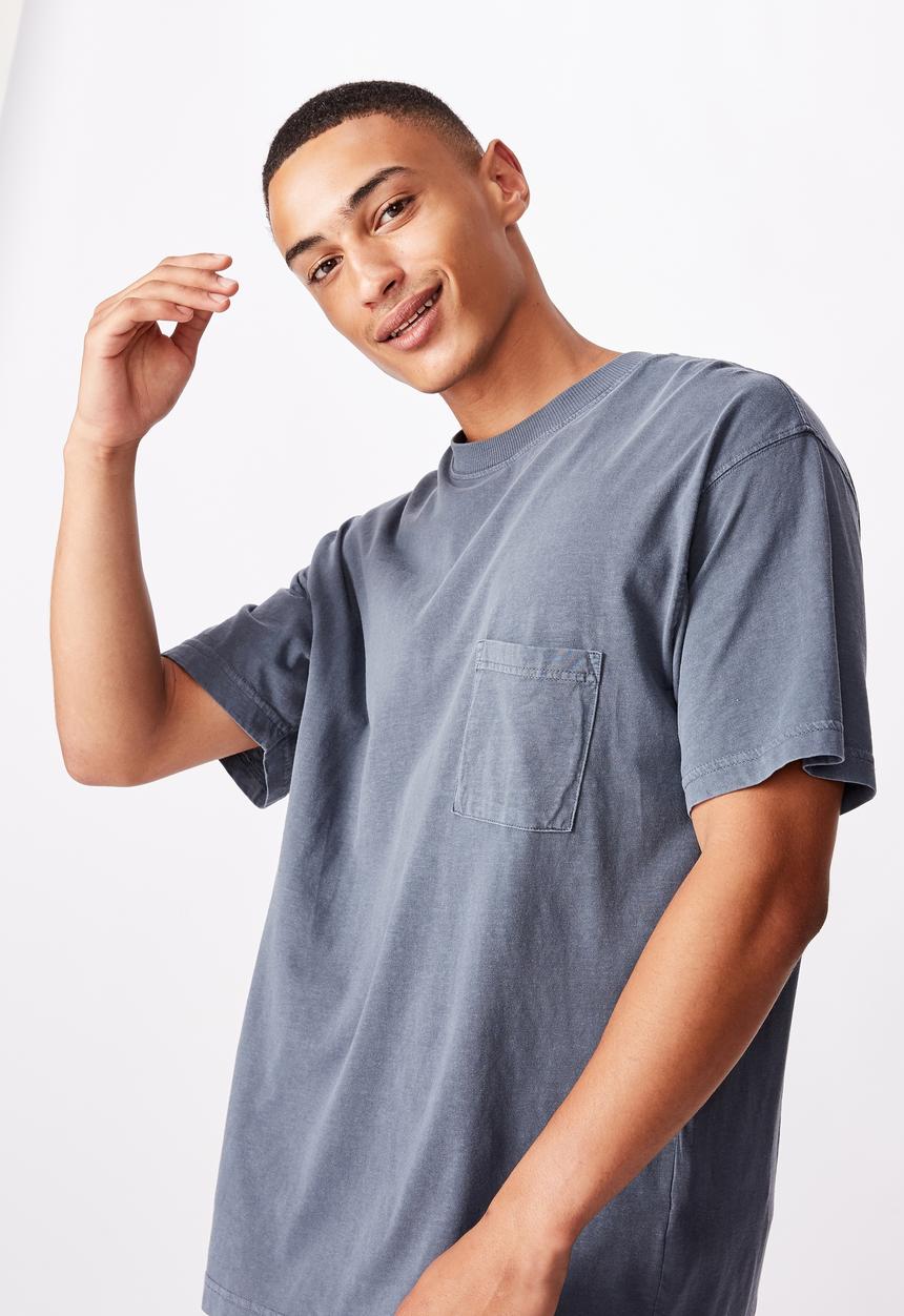 Cotton On - Loose fit washed pocket tee - dusty denim