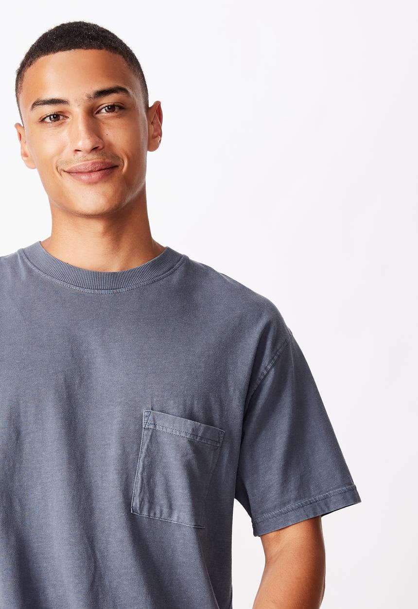 Cotton On - Loose fit washed pocket tee - dusty denim