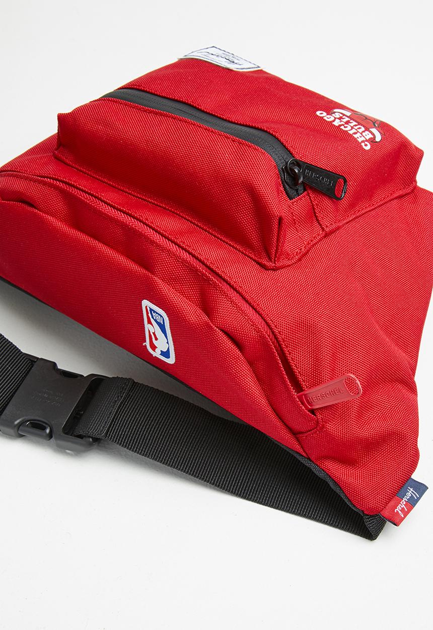 Herschel Supply Co. - Seventeen - hip packs - Chicago Bulls - red