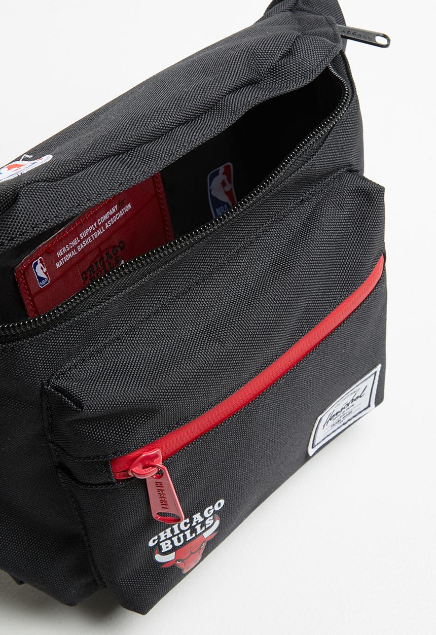 Herschel Supply Co. - Seventeen - hip packs - Chicago Bulls - black