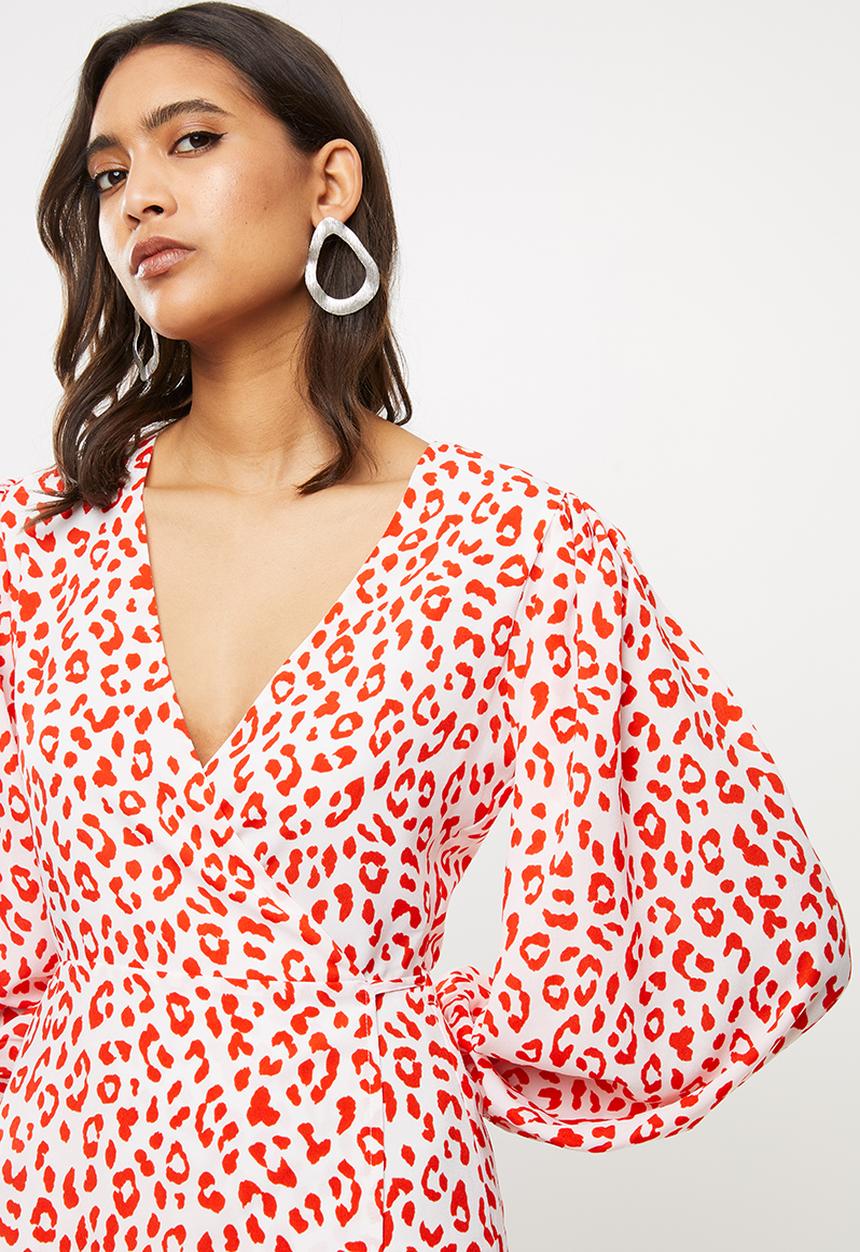 Glamorous - Red leopard volume sleeve mini wrap dress - red