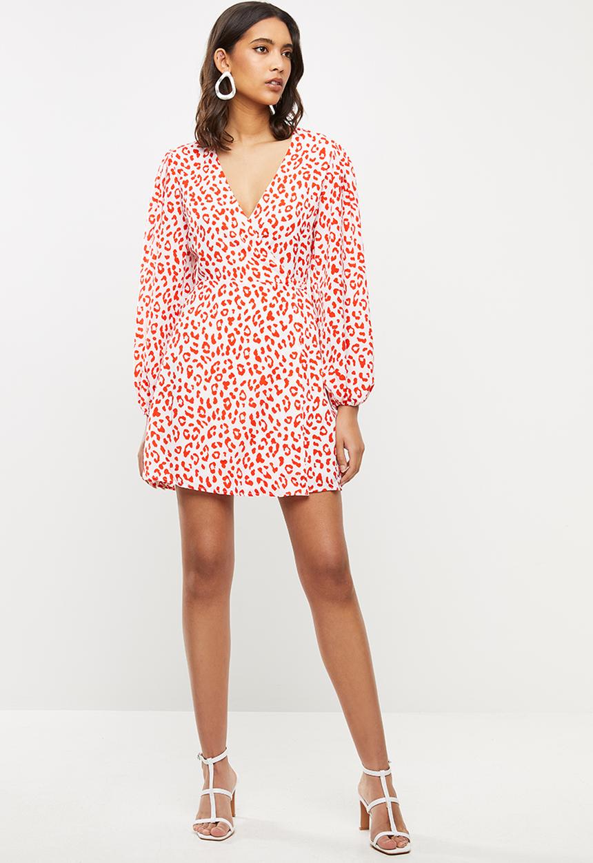 Glamorous - Red leopard volume sleeve mini wrap dress - red