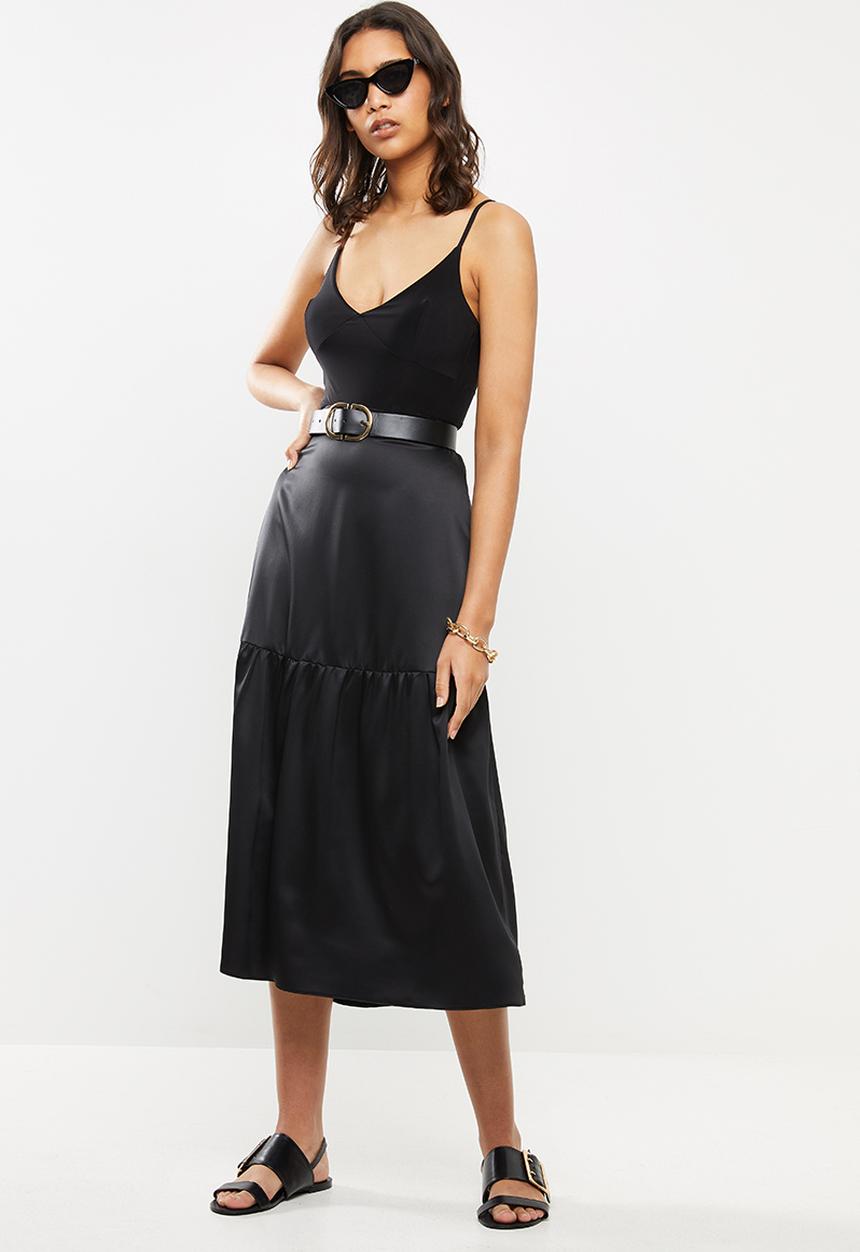 VELVET - Tiered satin pull on midi skirt - black
