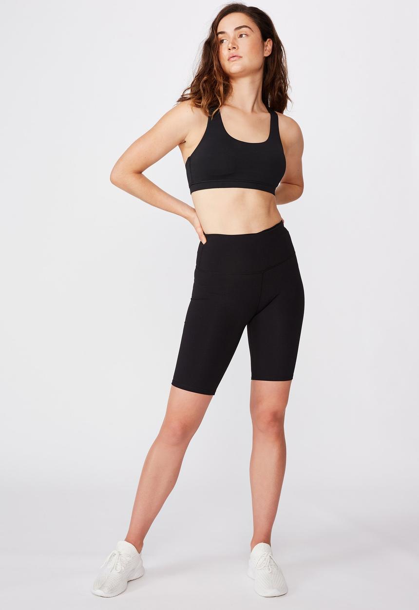 Cotton On - Highwaisted mid length bike short - core black