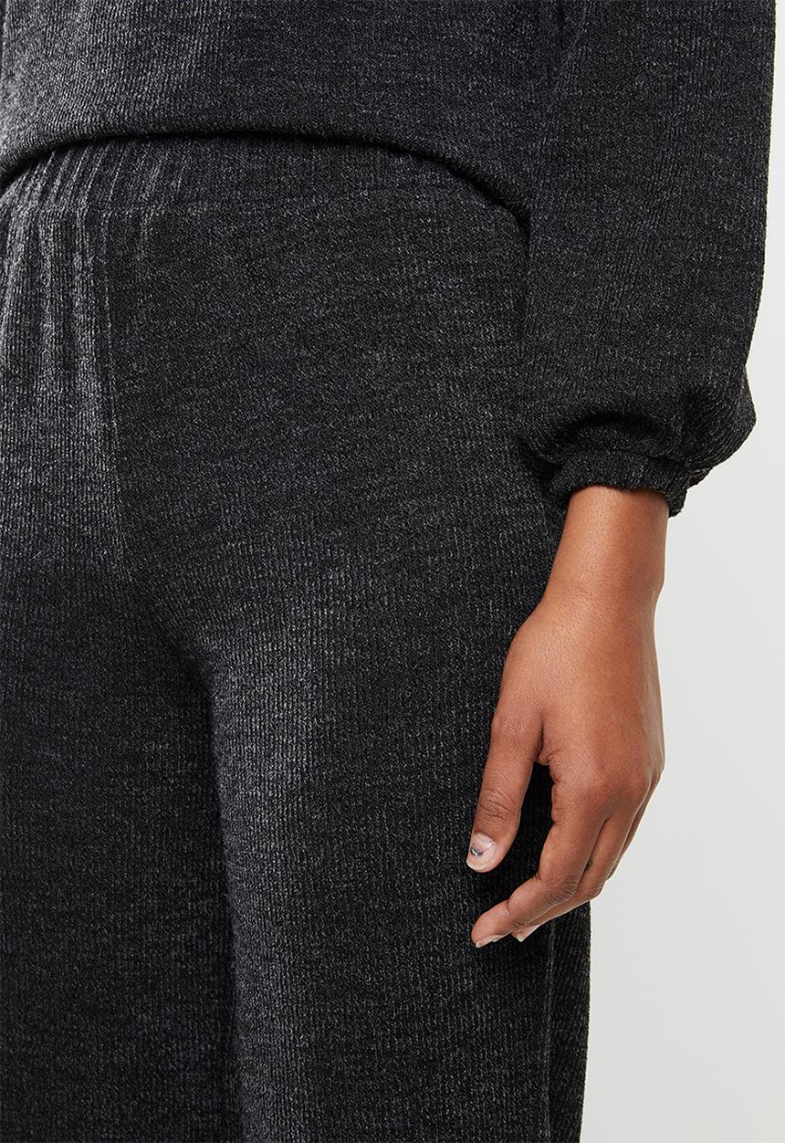 edit - Cosy knit jogger - black