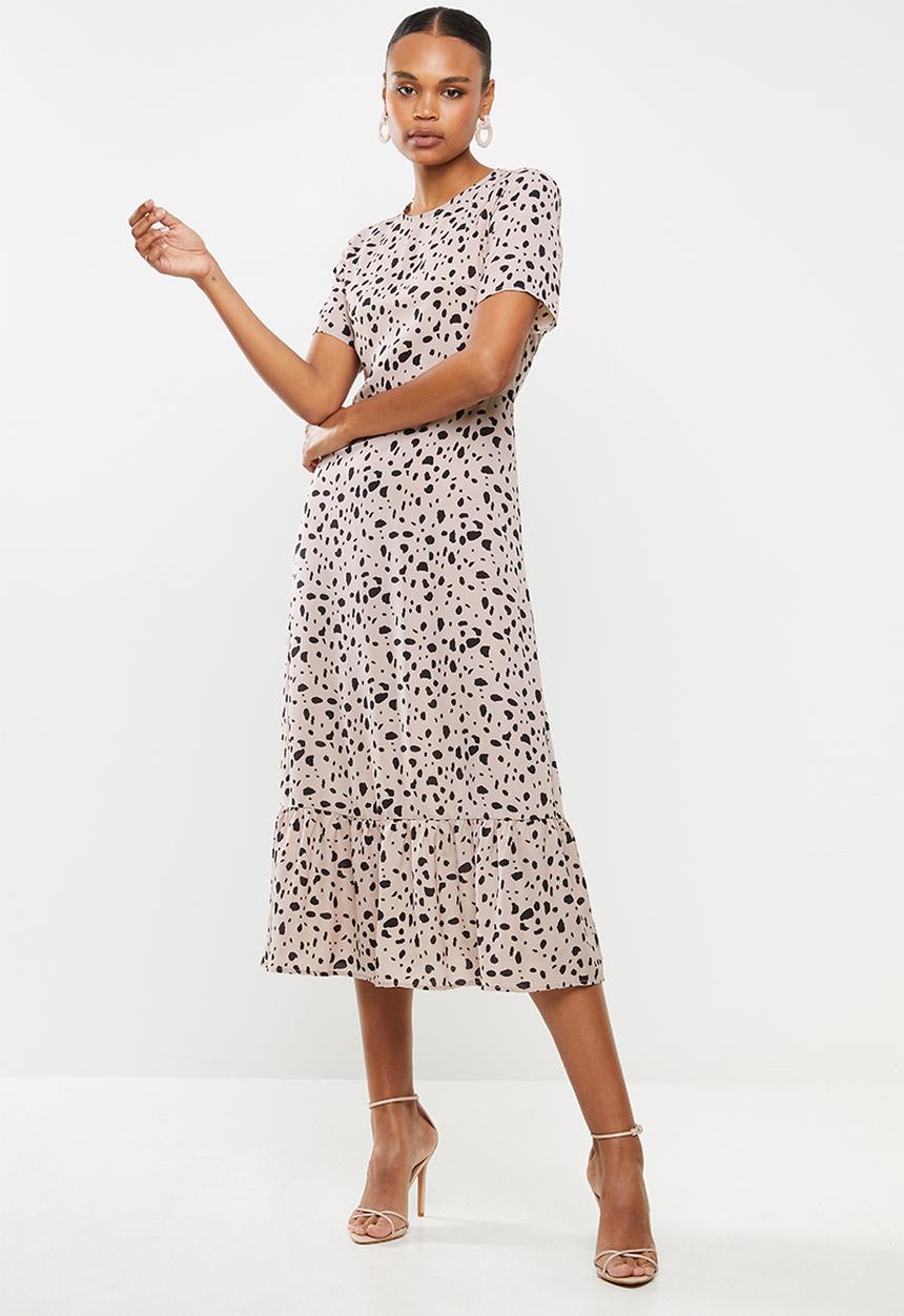 Missguided - Tiered hem midi dress short sleeve dalmatian - neutral & black