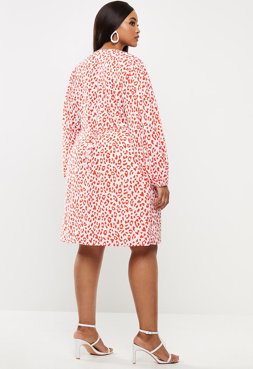 Glamorous - Plus red leopard volume sleeve mini wrap dress - red & white