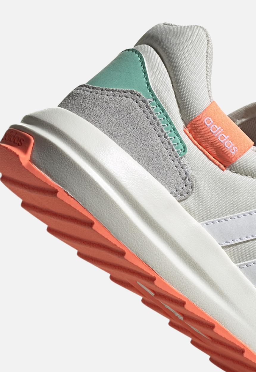 adidas Originals - Retrorun - cwhite/ftwwht/sigcor