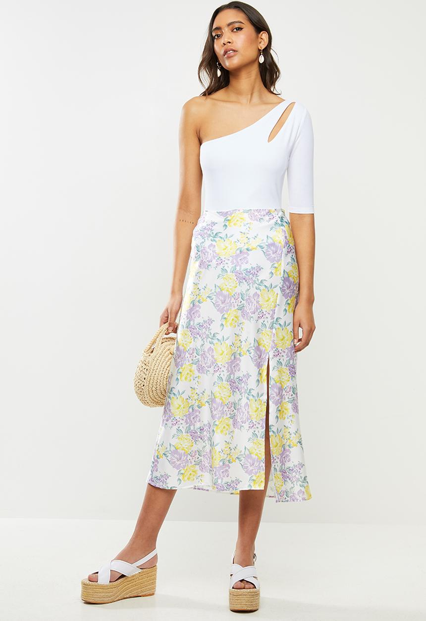 Glamorous - Sateen pencil skirt with slit - multi