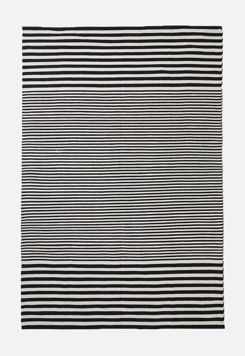 Sixth Floor - Goa woven outdoor rug - natural & black