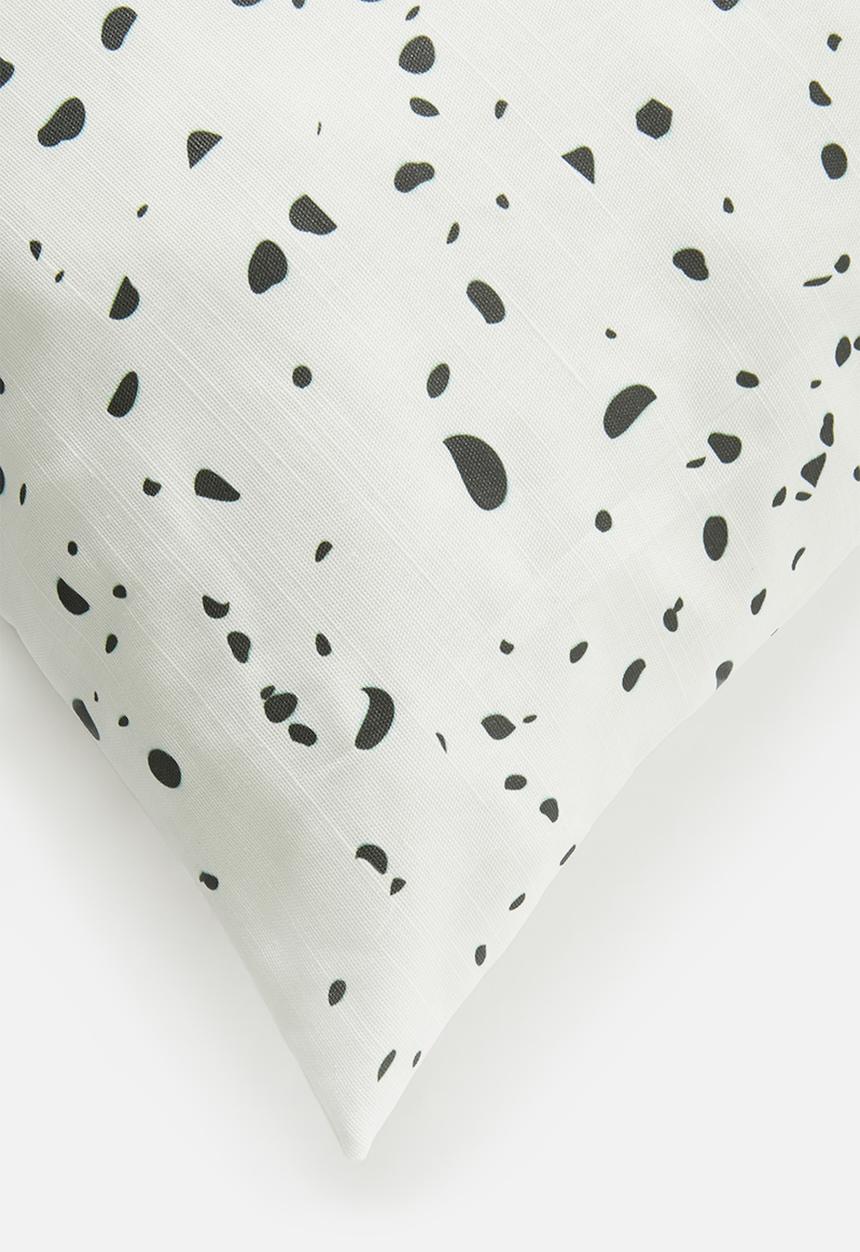 Sixth Floor - Cody cushion cover - black & white