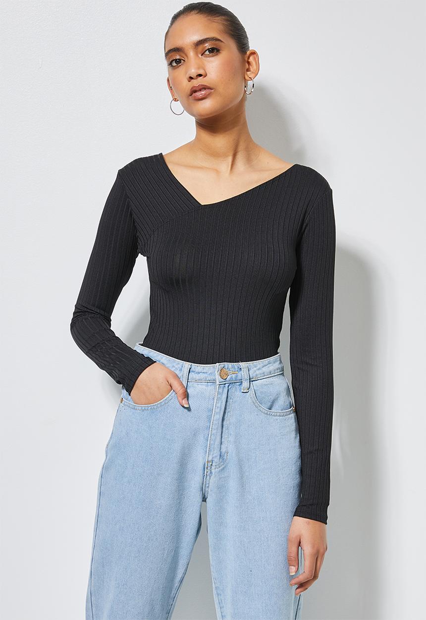 Superbalist - Wide rib asymmetric neckline top - black