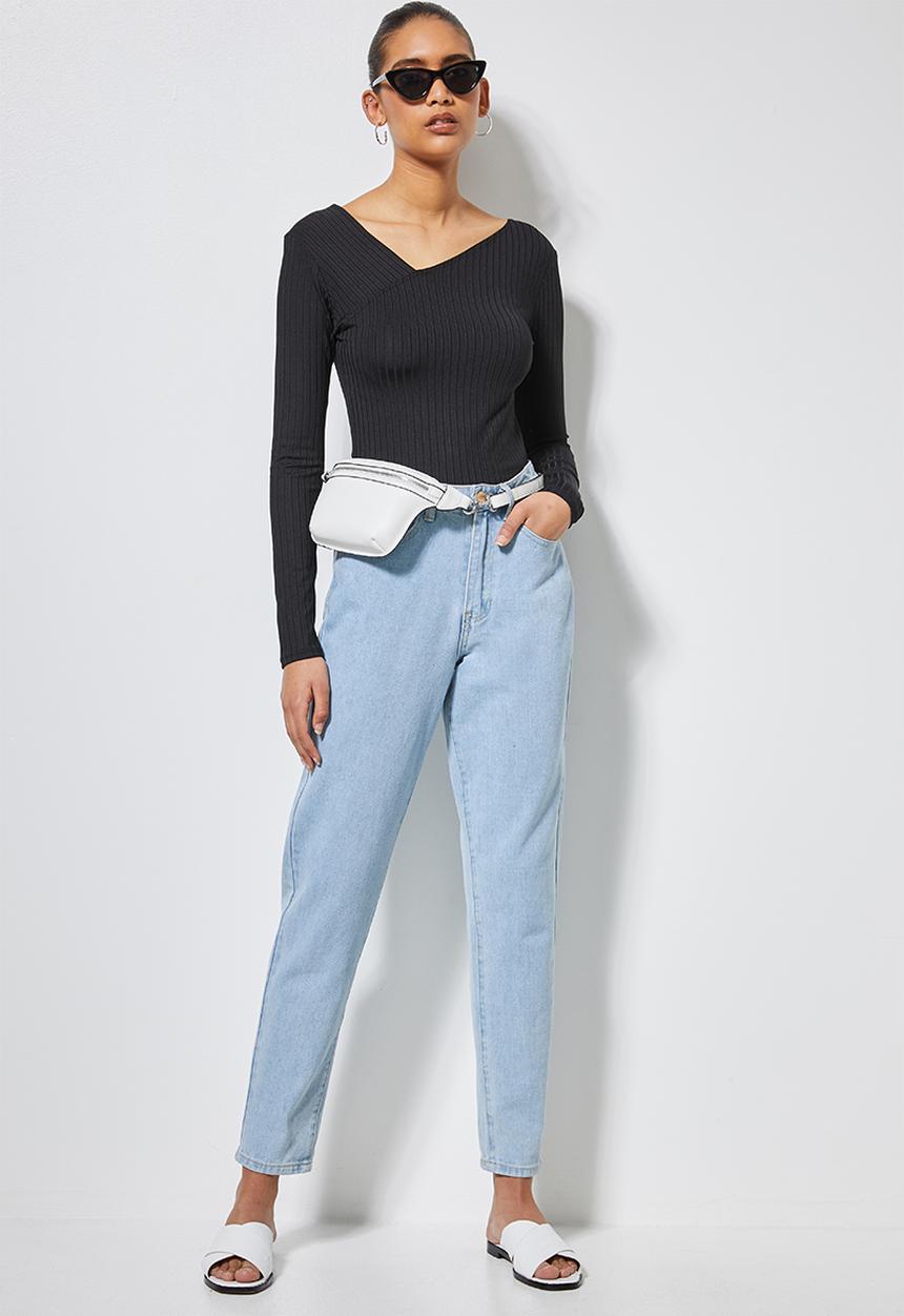 Superbalist - Wide rib asymmetric neckline top - black