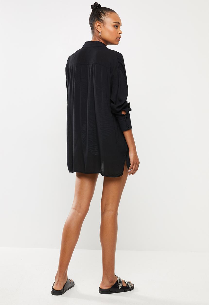 Missguided - Oversized crinkle viscose shirt coverup - black