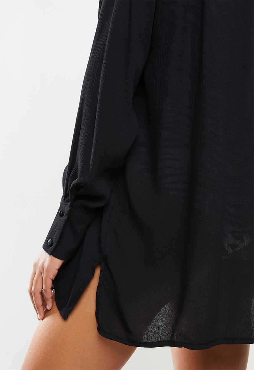 Missguided - Oversized crinkle viscose shirt coverup - black