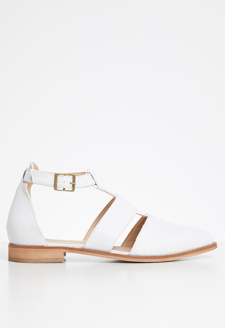 Superbalist - Angela fisherman shoe - white