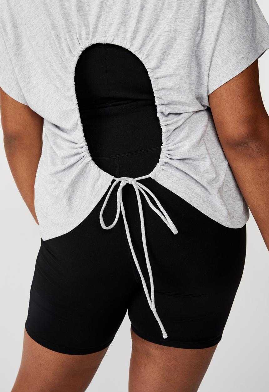 Cotton On - Curve active drop sleeve tie back T-shirt - grey