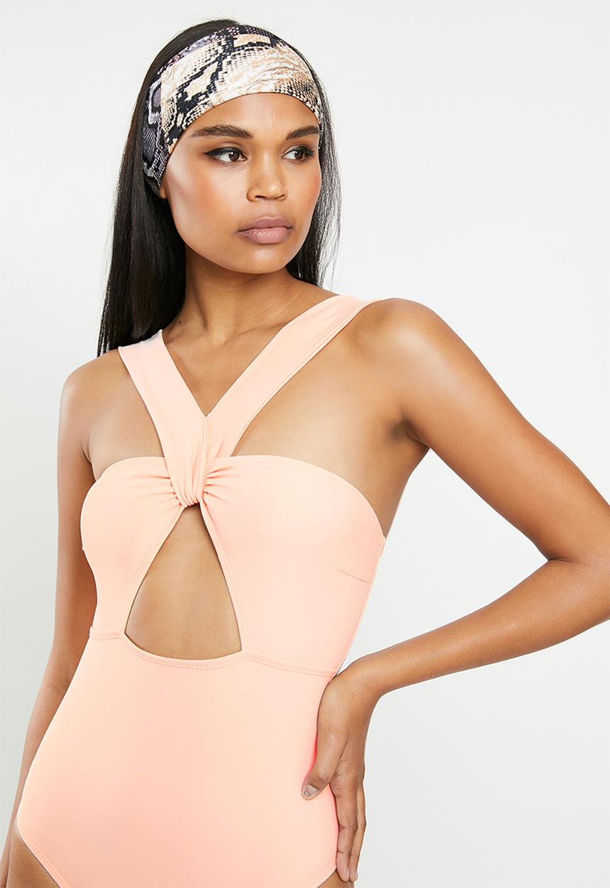 Missguided - Twist front keyhole high leg swimsuit - pink 
