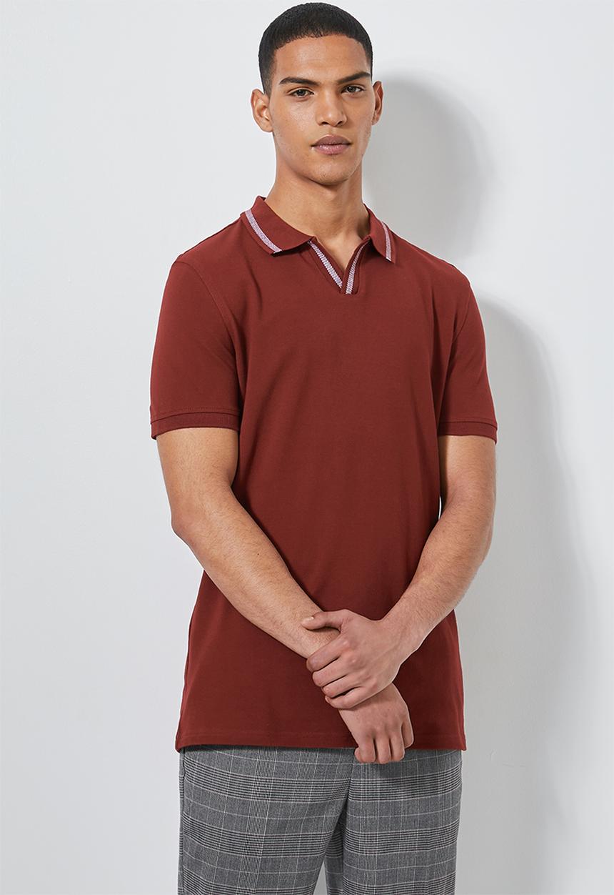Superbalist - Luka notch neck pique golfer - burgundy