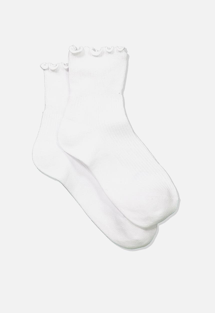 Cotton On - Frill ribbed quarter crew - white