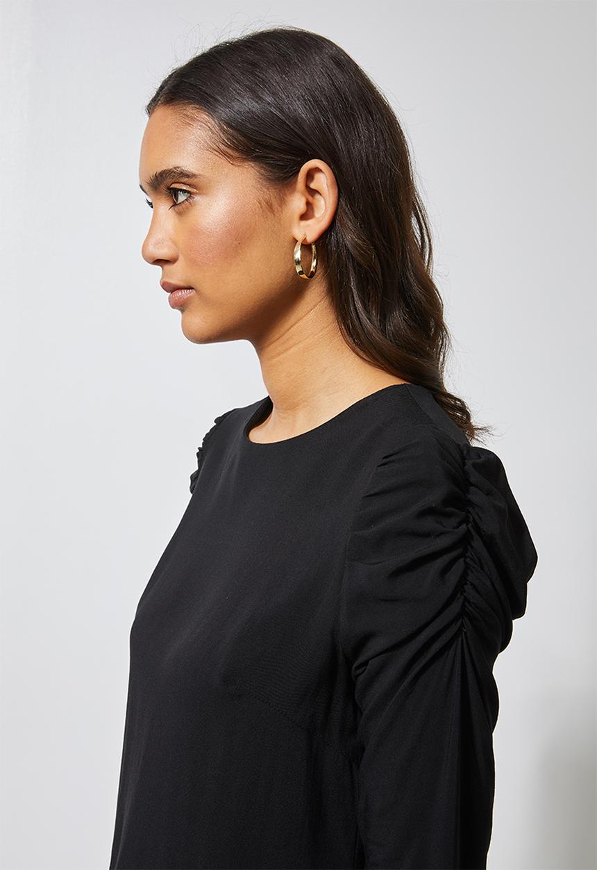 Superbalist - Mutton sleeve shell top - black