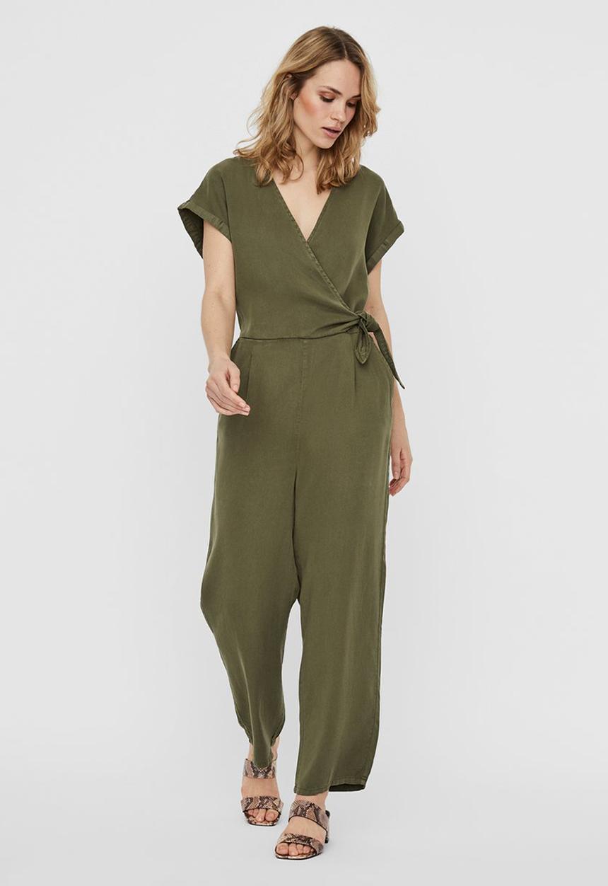 Vero Moda - Laura short sleeve v-neck knot jumpsuit - khaki 