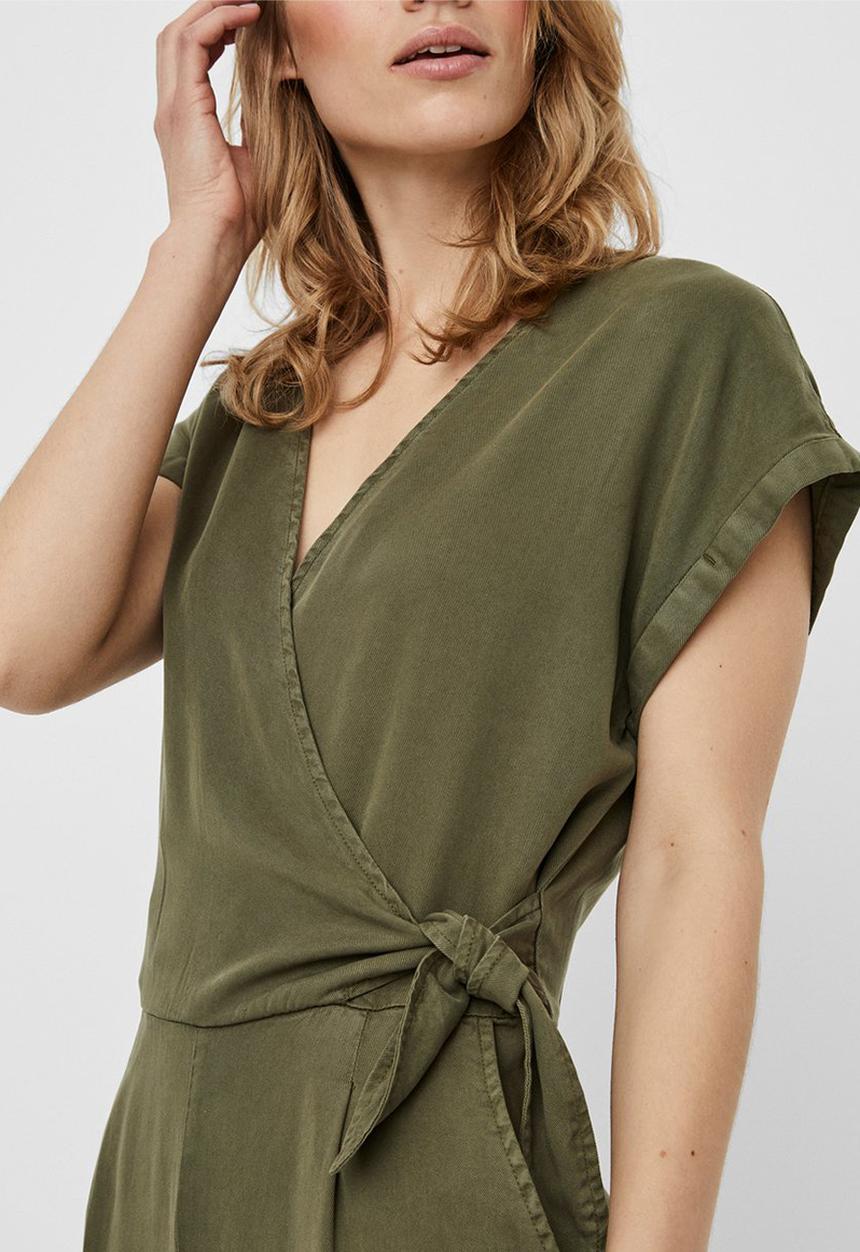 Vero Moda - Laura short sleeve v-neck knot jumpsuit - khaki 