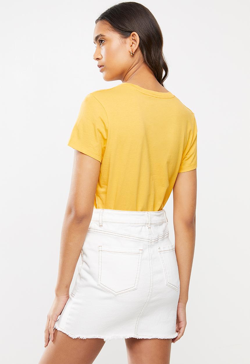 Levi’s® - The perfect tee serif gold coast ground - gold coast