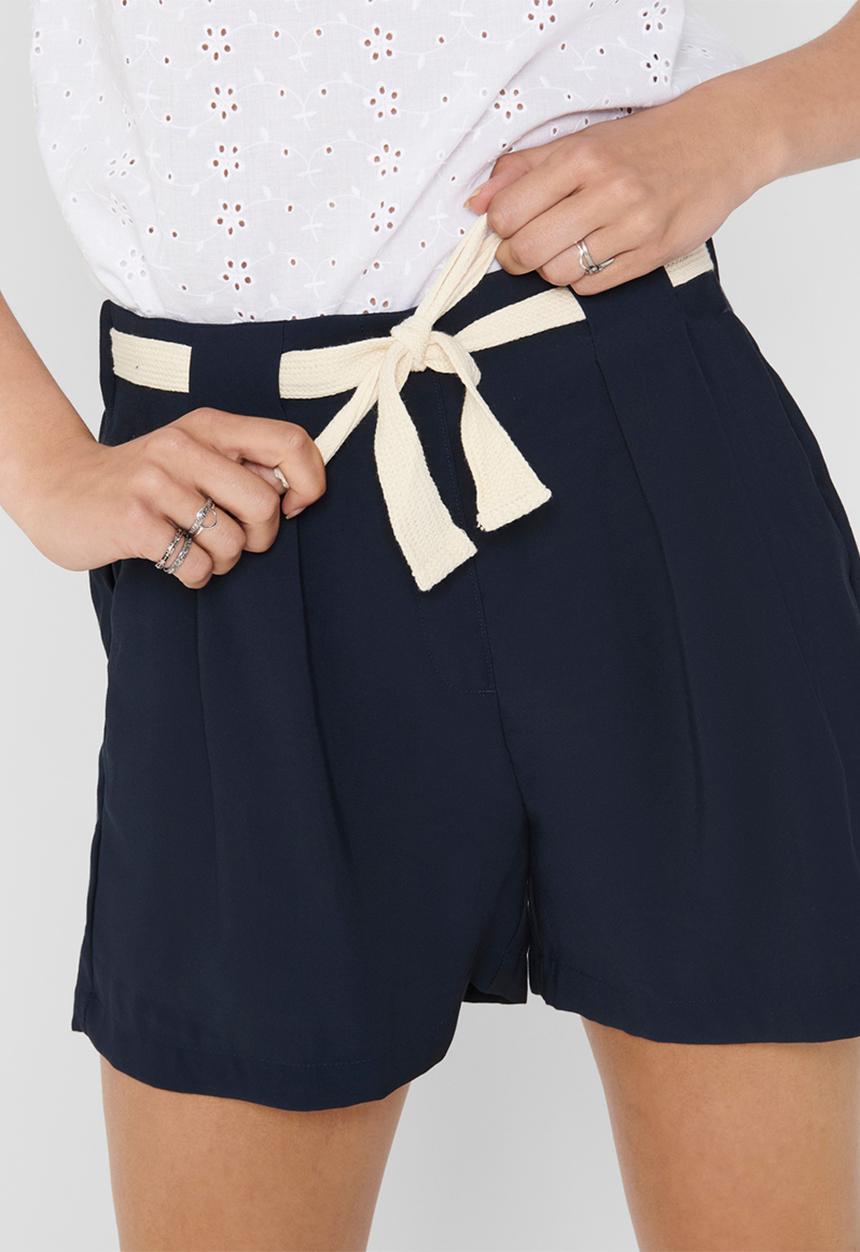 Jacqueline de Yong - Tomika belt shorts - navy 