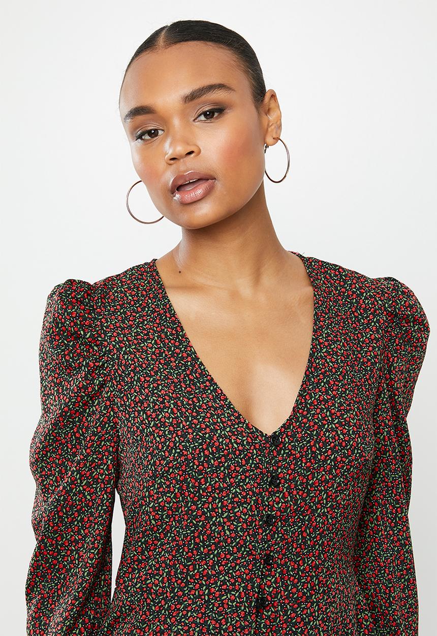 Missguided - Puff sleeve button through tea dress ditsy floral - black & red 