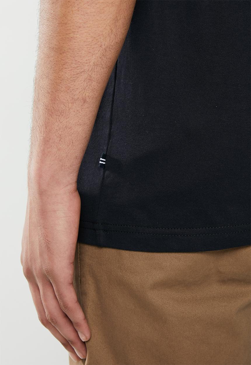 Nautica - 1983 j class tee - black 