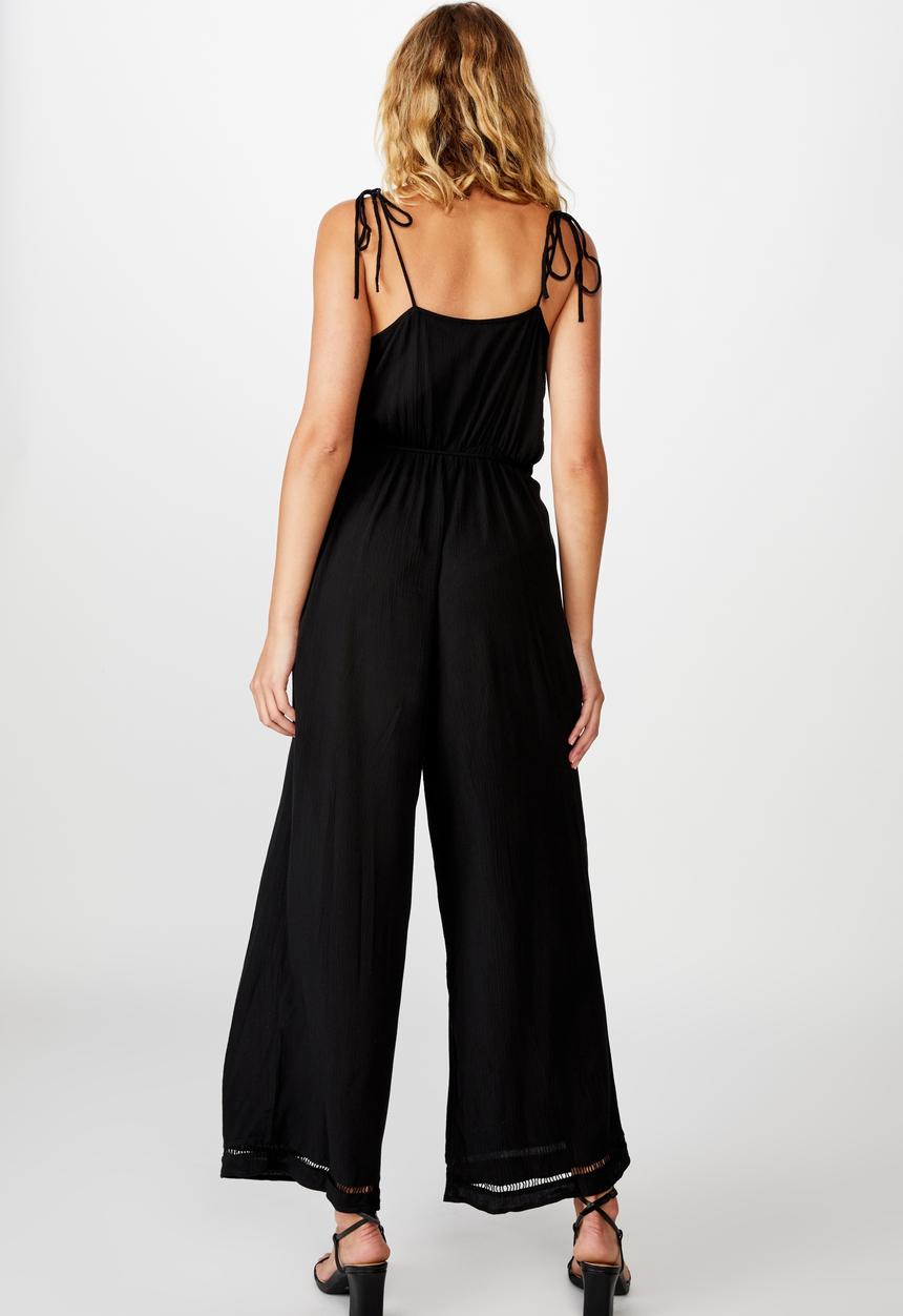 Cotton On - Woven vera v neck wrap jumpsuit - black