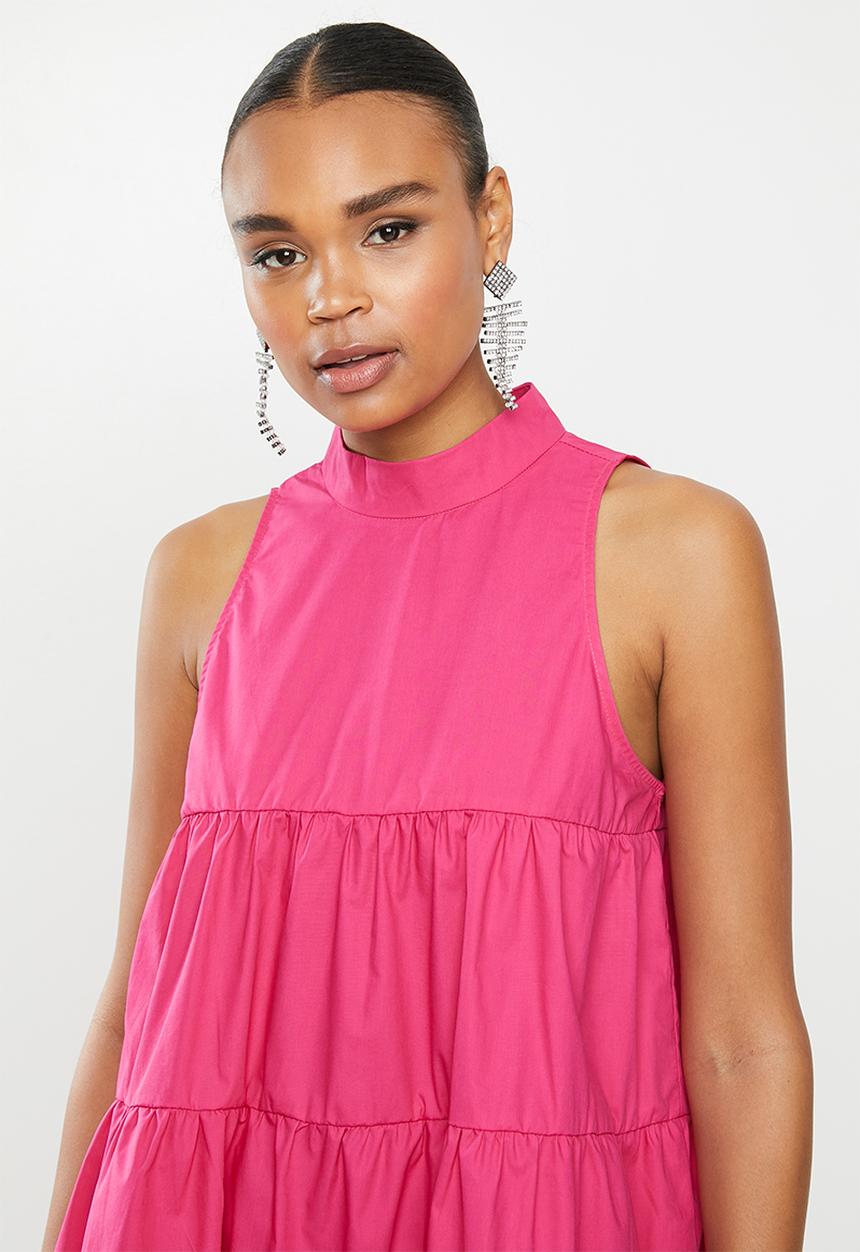 Missguided - Poplin sleeveless tiered smock dress - pink