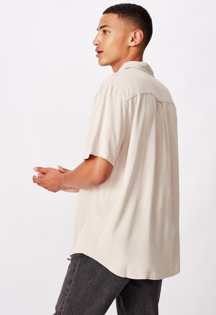 Cotton On - 91 short sleeve shirt - stone