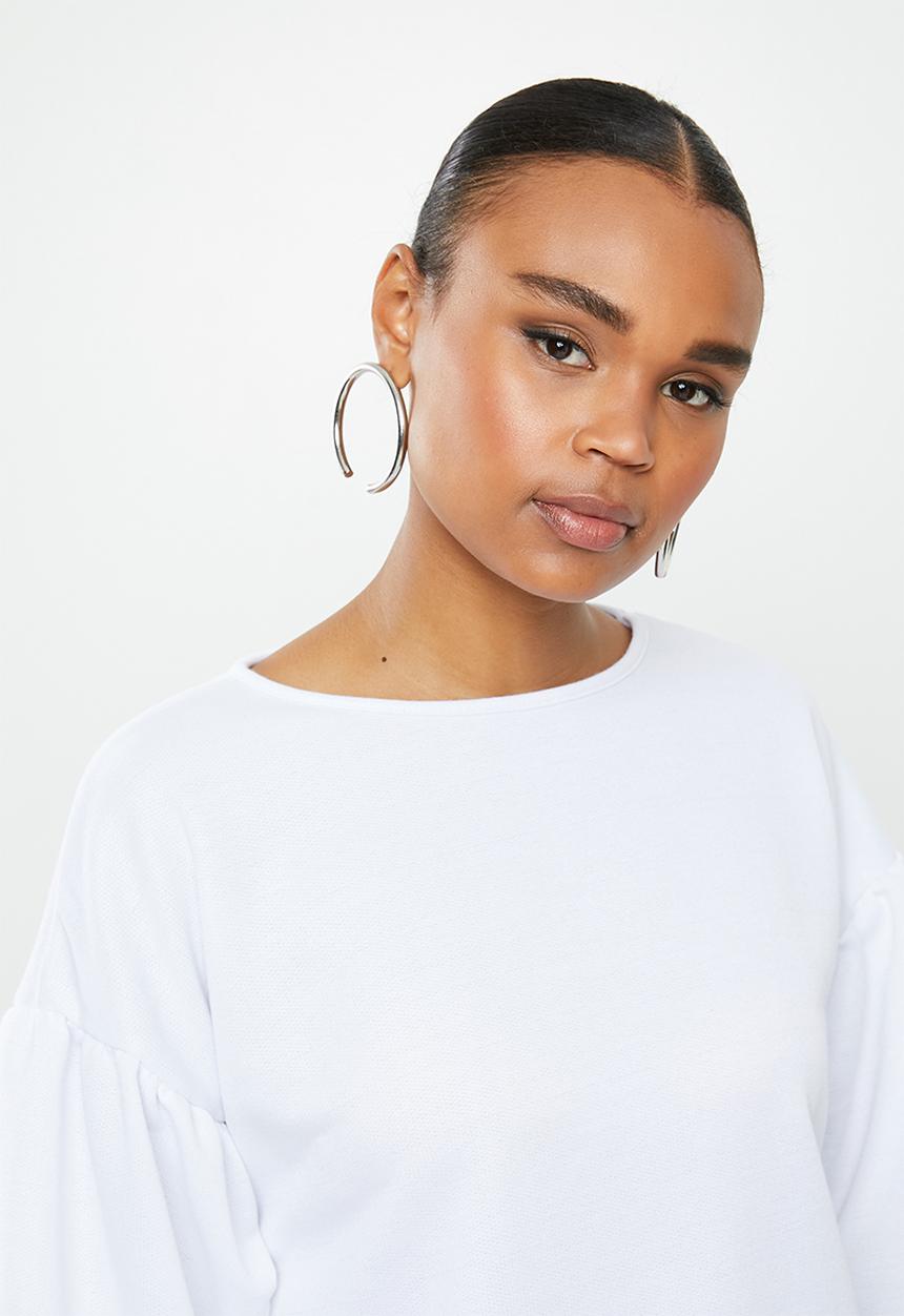 Missguided - Balloon sleeve frill cuff sweatshirt - white