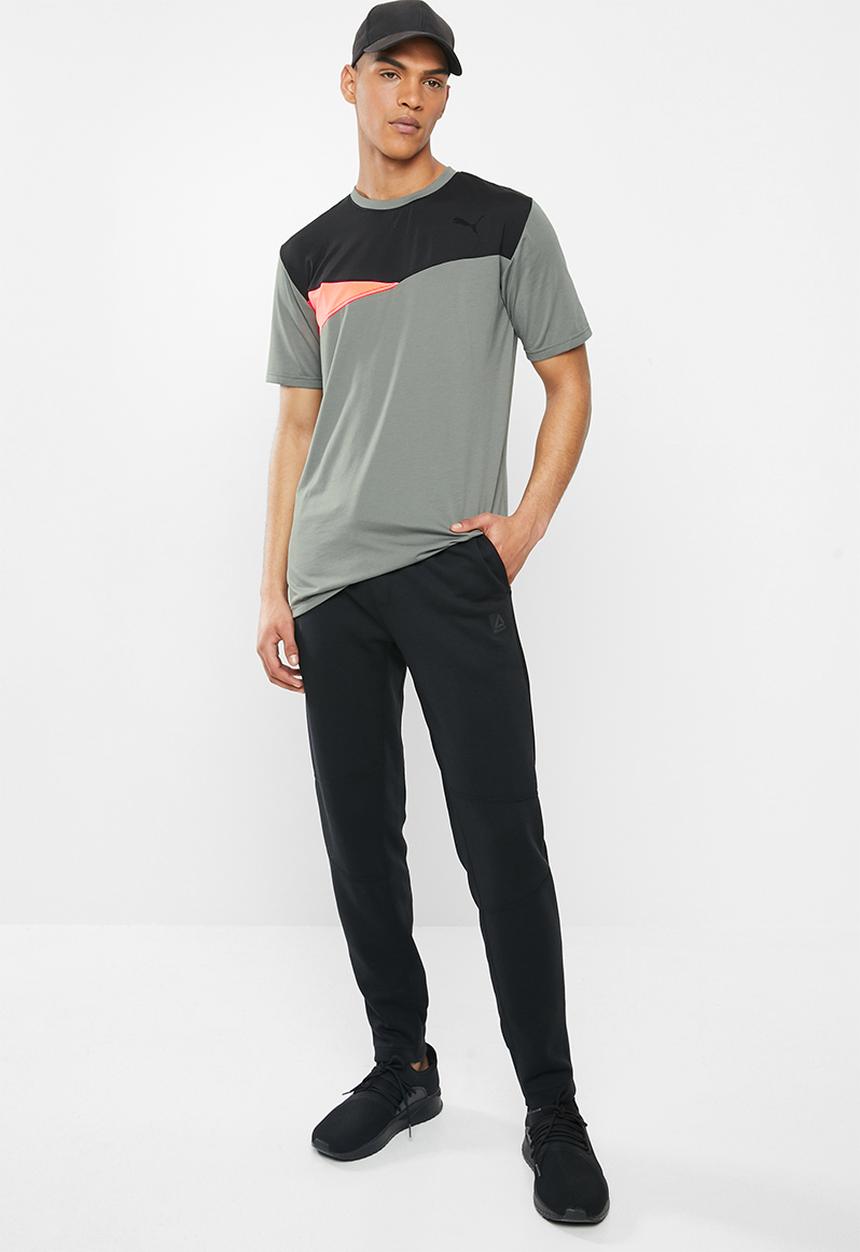 PUMA - Train color block short sleeve tee - grey 