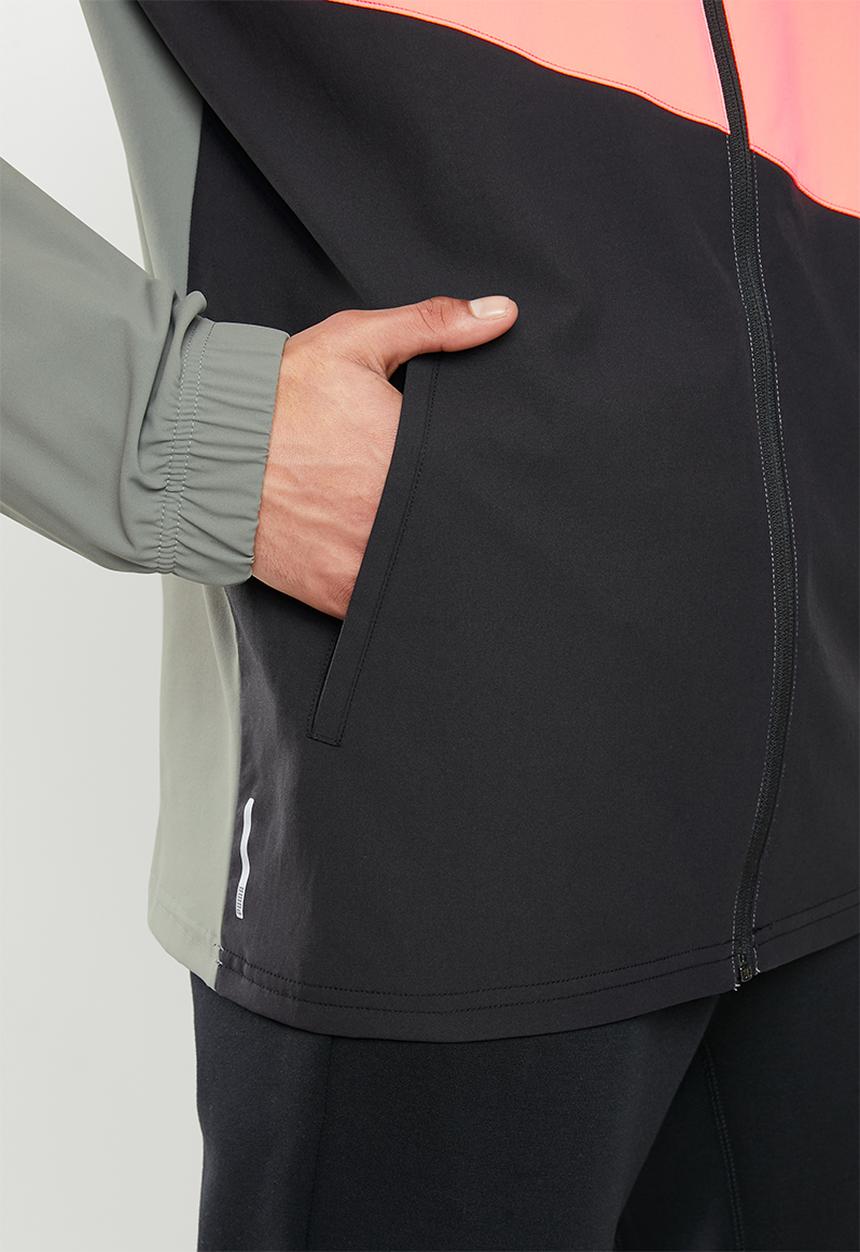 PUMA - Train vent woven jacket - mutli