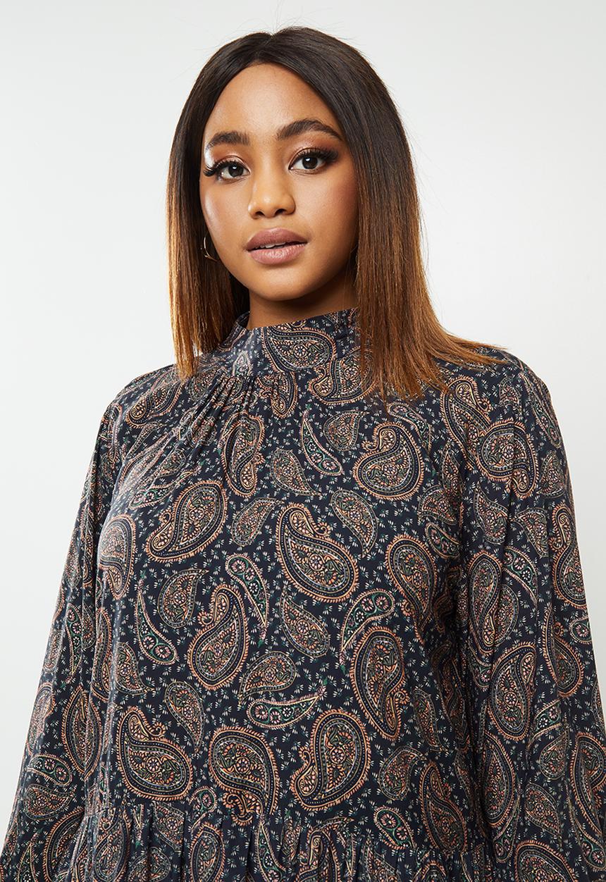 edit Plus - Long sleeve tiered maxi floral dress - navy & orange 