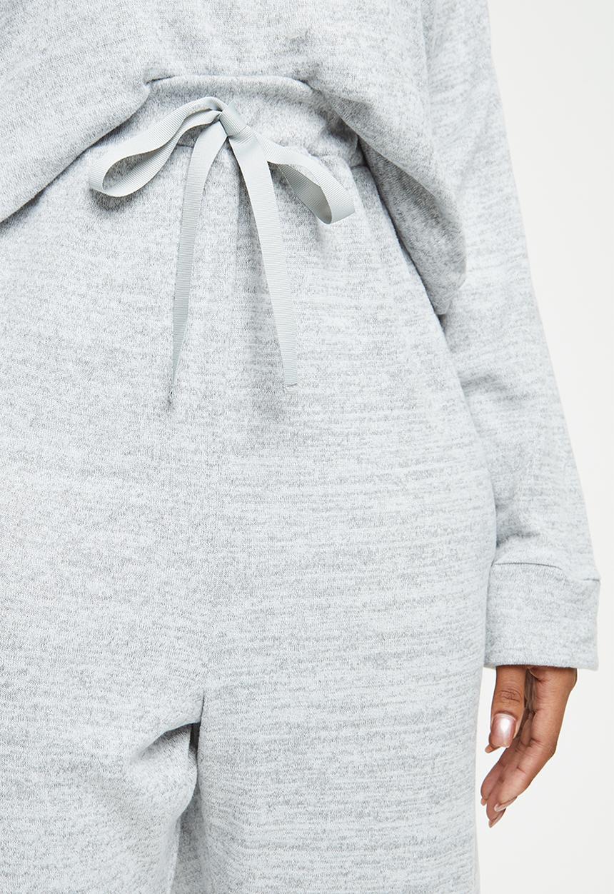 Superbalist - Plus soft feel sleep set - grey