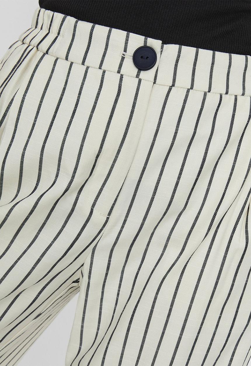 Vero Moda - Nelli culotte pant - neutral & navy