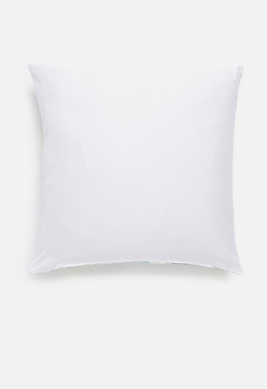 Grey Gardens - Leafy layers cushion cover - acid