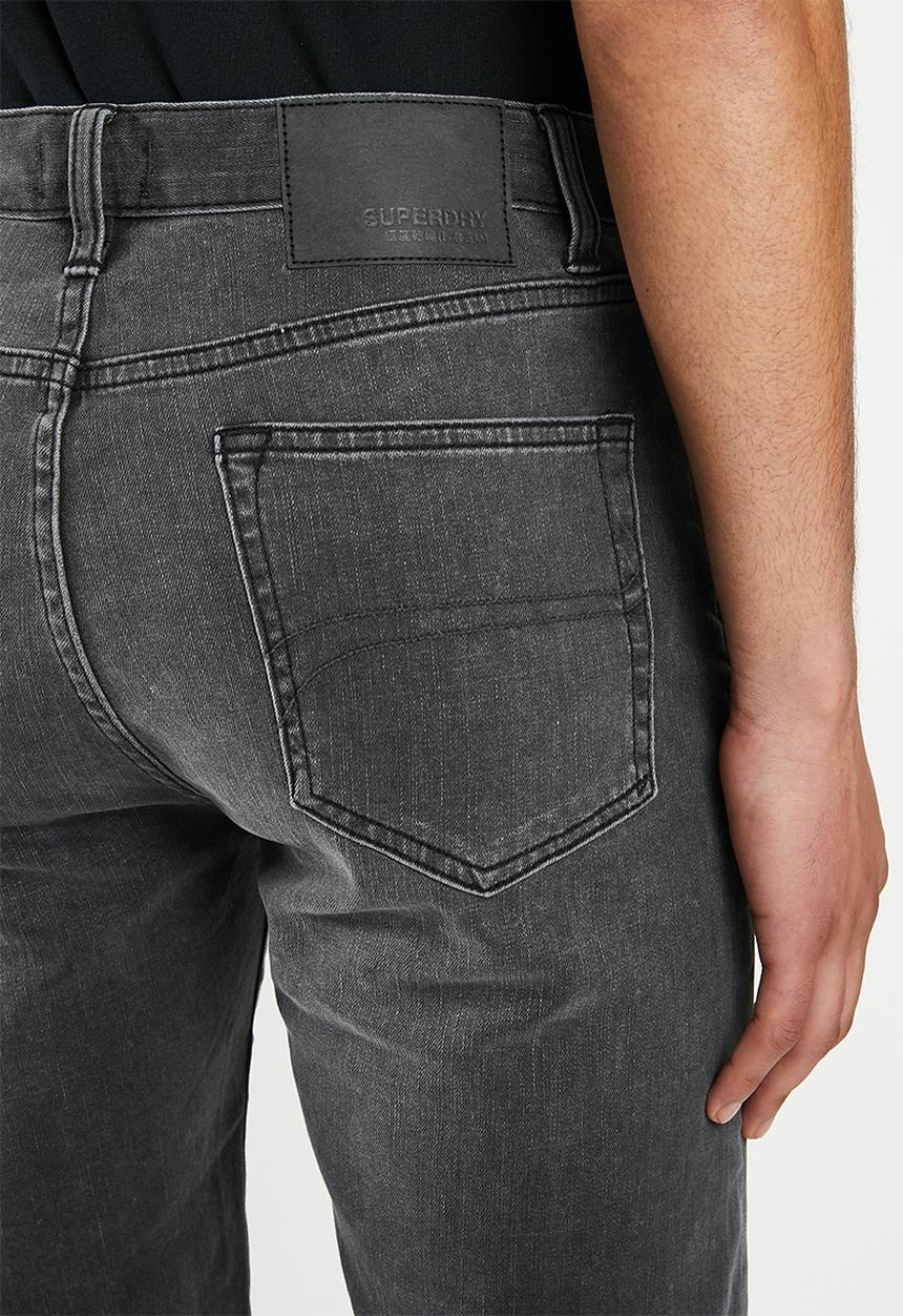 Superdry. - Tyler slim denim short - vintage black