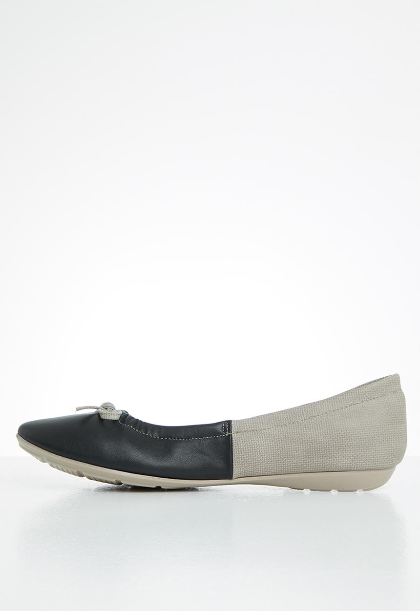 Butterfly Feet - Juvial pump - taupe & black 