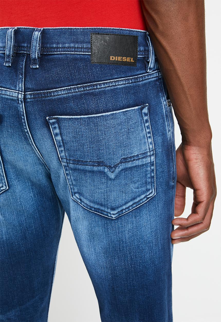 Diesel  - Tepphar slim fit carrot leg jeans - blue
