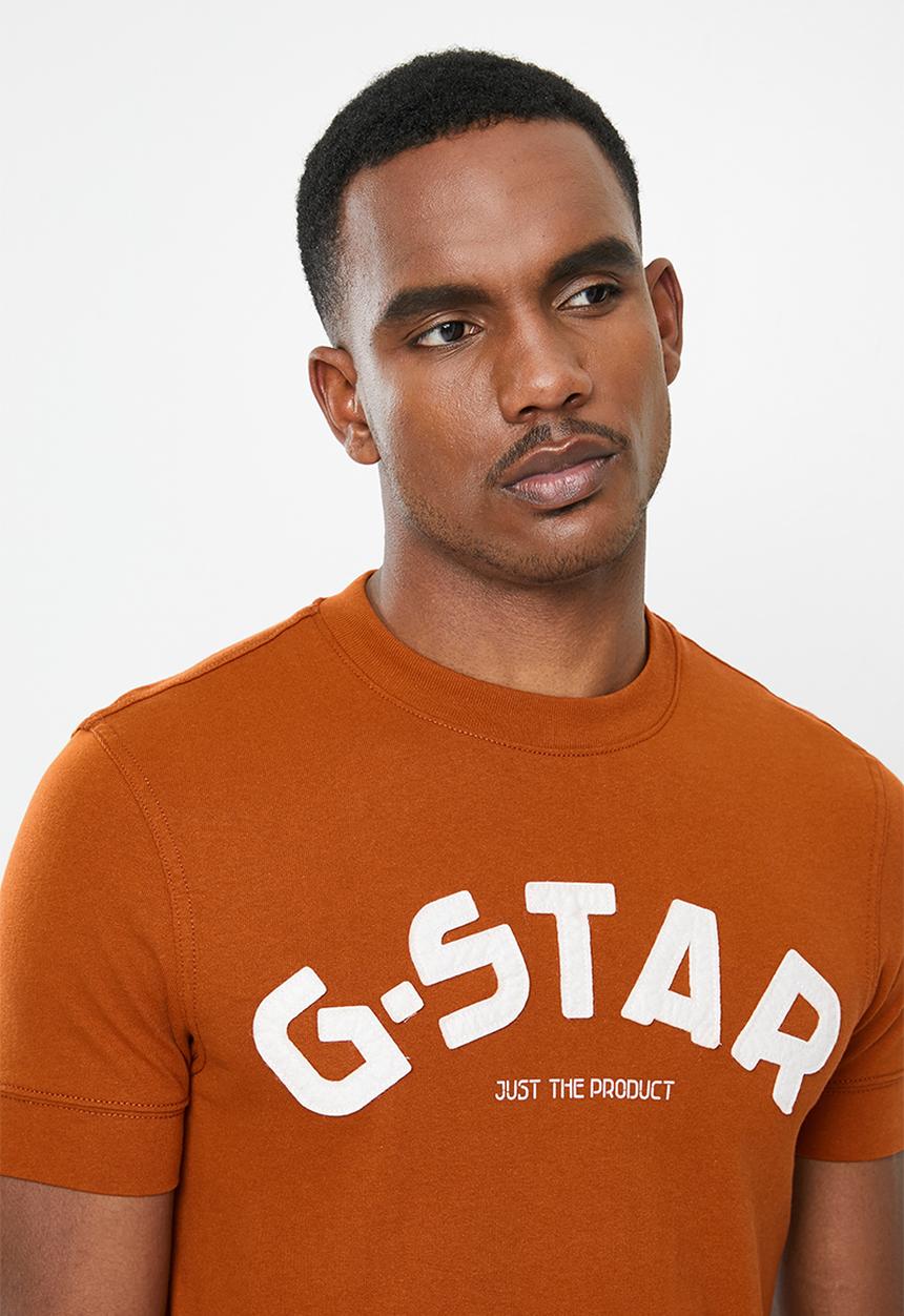G-STAR - Felt applique logo slim short sleeve tee - cinnamon orange