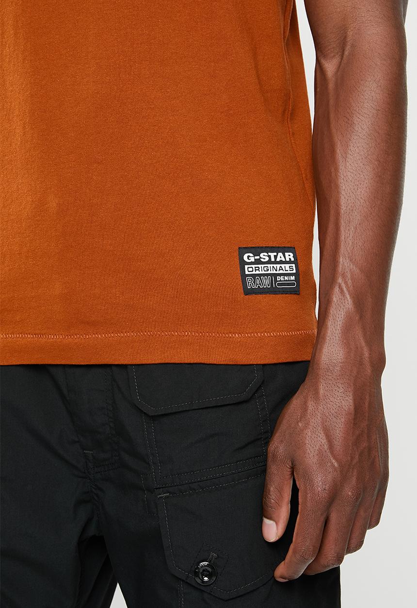 G-STAR - Felt applique logo slim short sleeve tee - cinnamon orange