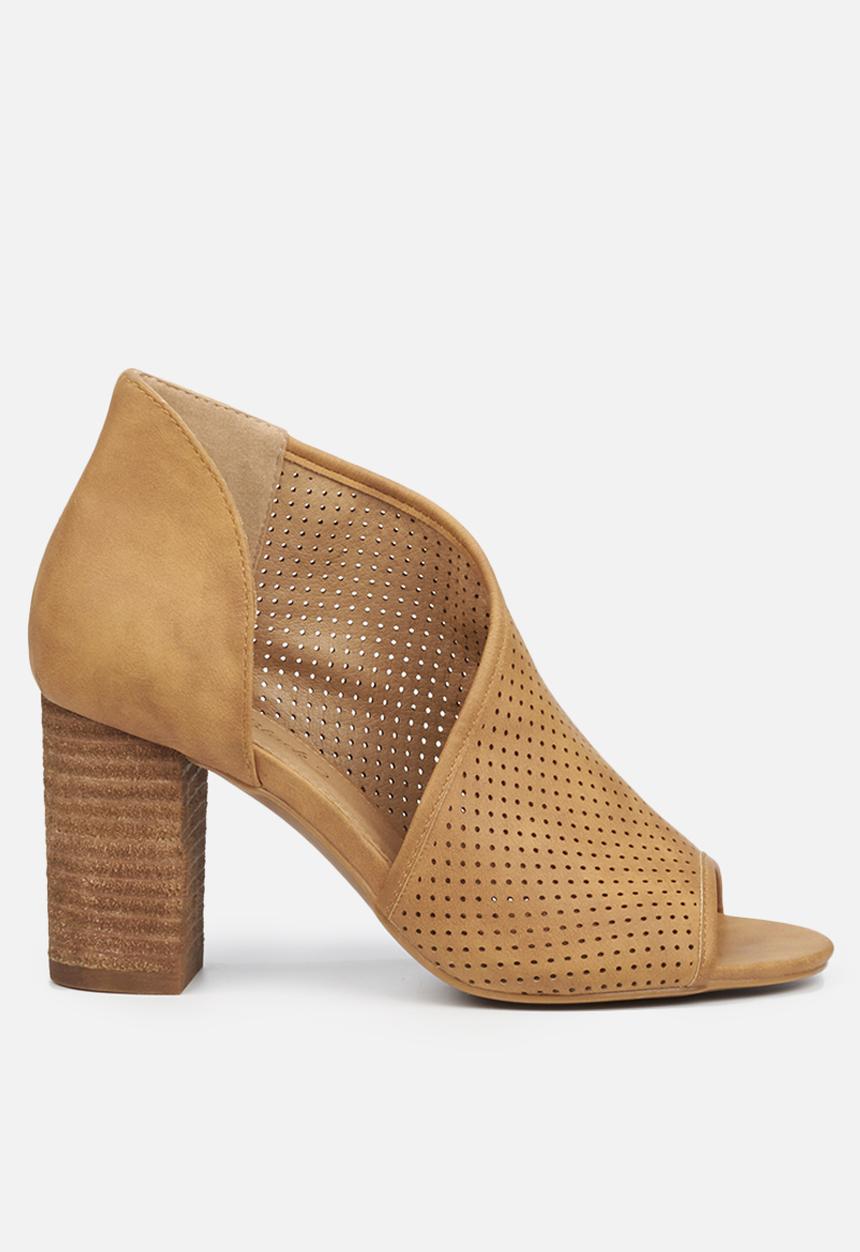Miss Black - Tinos 3 heel - tan