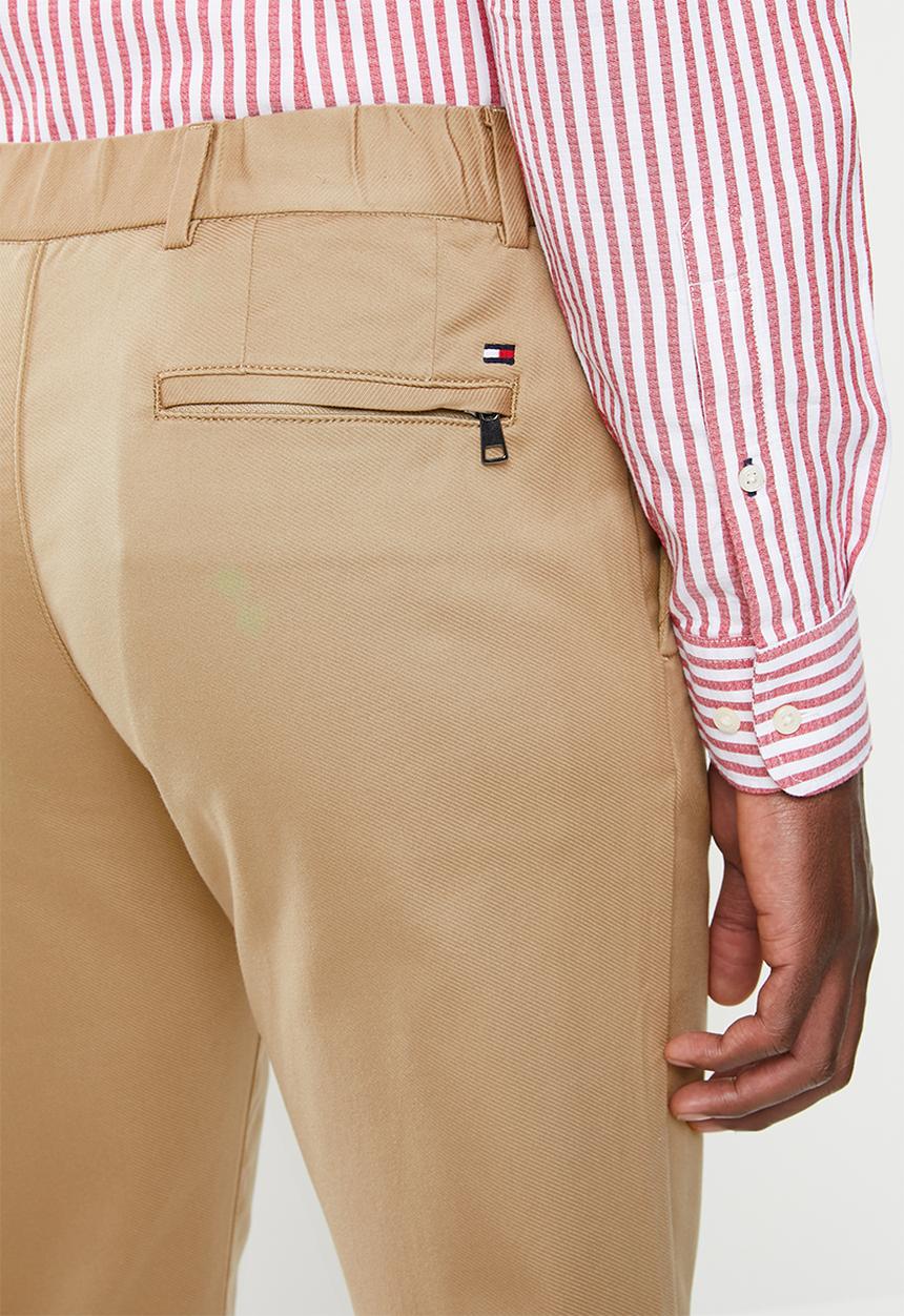 Tommy Hilfiger - Tapered tech stretch twill flex - batique khaki