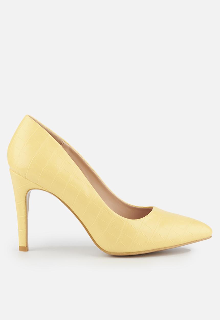 Miss Black - Freckle court - yellow