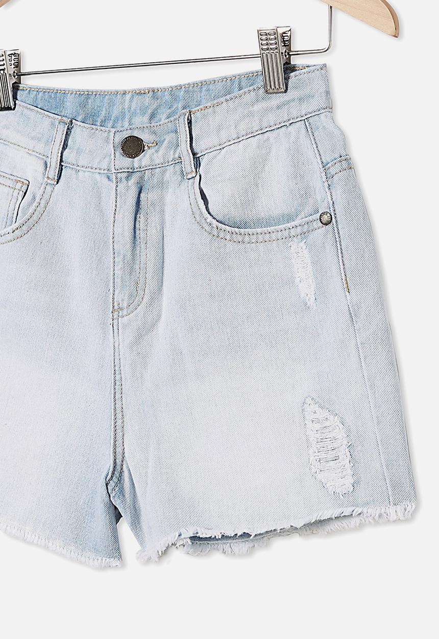 Free by Cotton On - Sully denim shorts - bleach wash rips